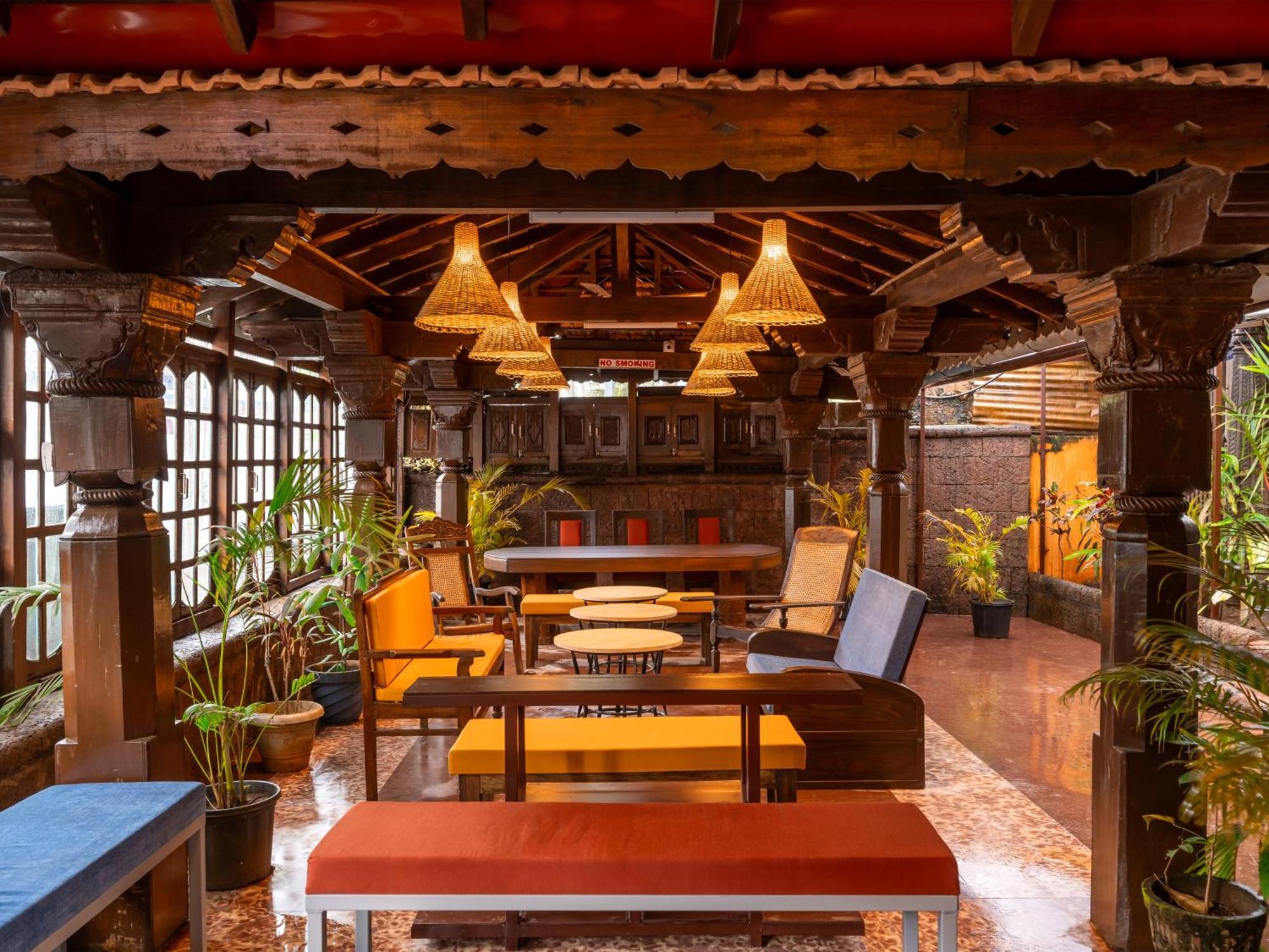 Madpackers Goa Anjuna - Bar Экстерьер фото