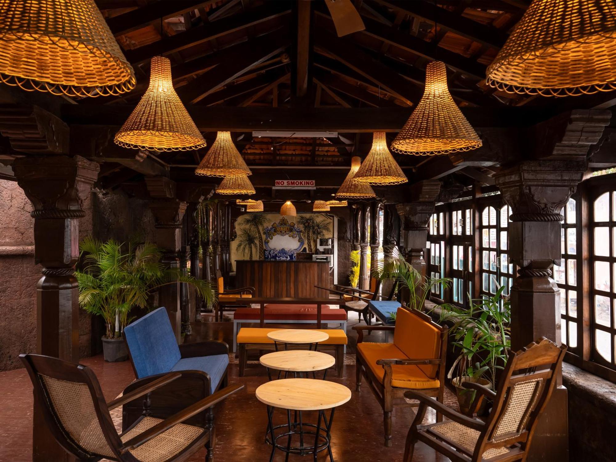 Madpackers Goa Anjuna - Bar Экстерьер фото