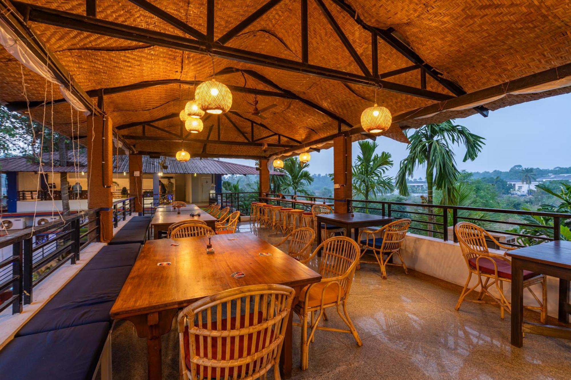 Madpackers Goa Anjuna - Bar Экстерьер фото