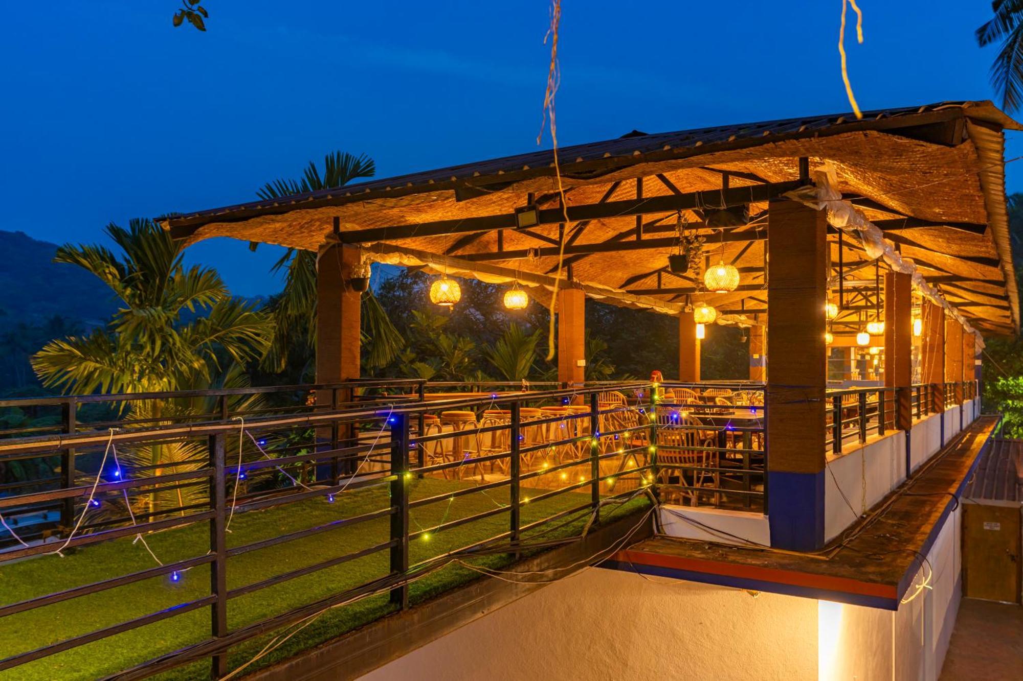 Madpackers Goa Anjuna - Bar Экстерьер фото